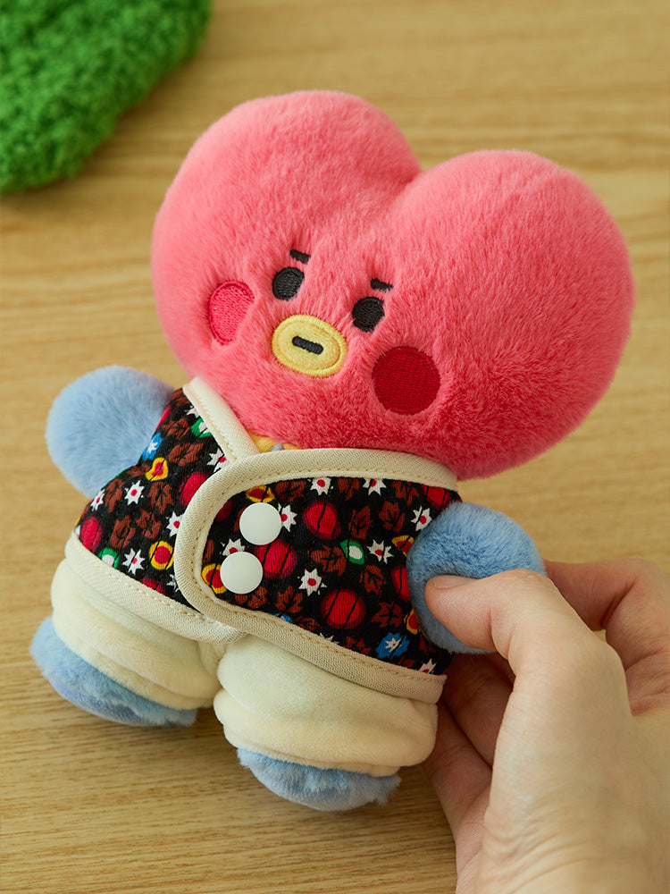 Closet GRANDMA VEST SET CAMPFIRE BT21