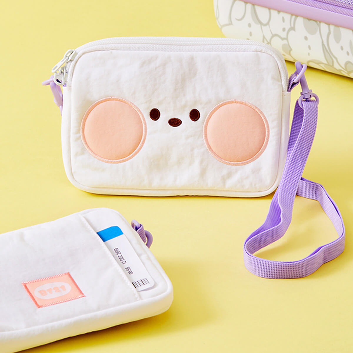 BT21 minini Travel Crossbody