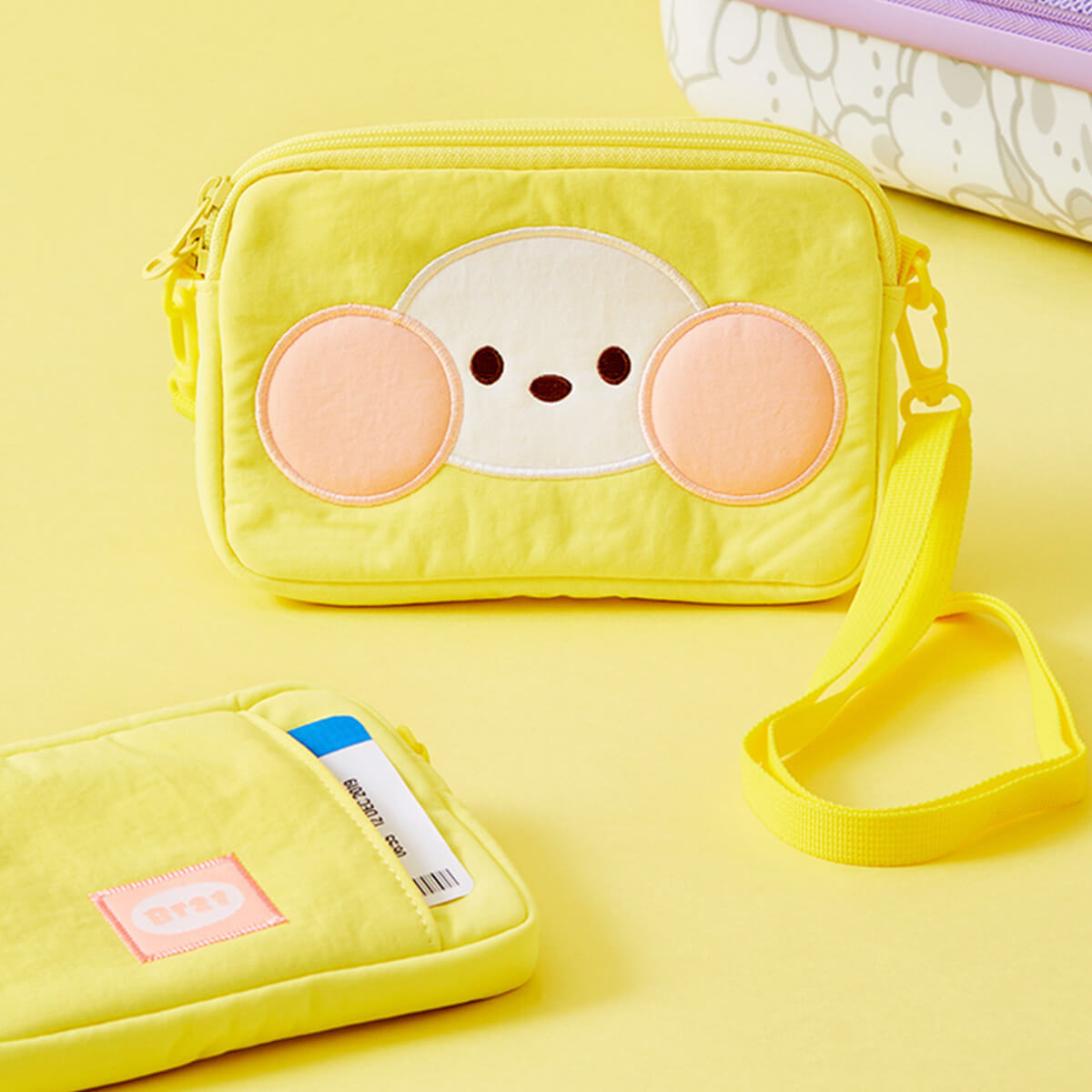BT21 minini Travel Crossbody